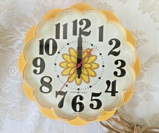 Vtg Ge General Electric Yellow Daisy Flower Electric Wall Clock Kitchen