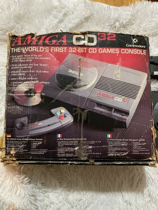 Commodore Amiga CD 32 bit retro vintage antique video game console 3