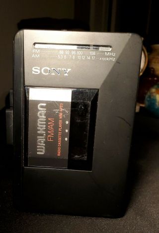 Vintage Sony Walkman / Model WM - AF23 / Black w/1/2 minor cosmetic scratches 2