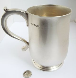 Fine Large Heavy Mappin & Webb English Antique 1938 Sterling Silver Pint Tankard