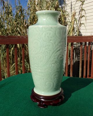 Chinese Longquan Celadon Glazed Porcelain Vase 19th C.  Qing Period 12 