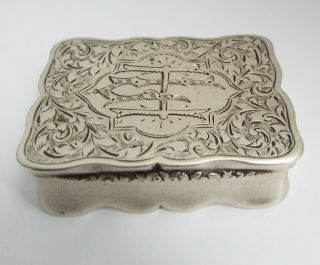 Decorative English Antique Victorian 1895 Solid Sterling Silver Snuff Box