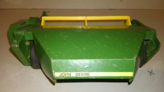 Ertl Vintage Die Cast John Deere Hay Conditioner 596 1/16 scale 2