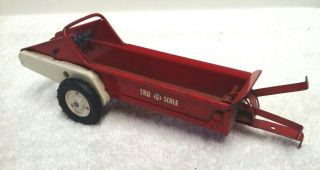 Vintage 1953 1/16 Carter Tru Scale International Red Tractor Spreader Farm Toy
