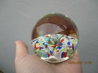 A Stunning Vintage Glass Paperweight with Flowers & Bubble Decoration Ornament. 3