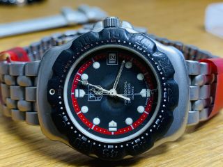 For Spares/repairs.  Vintage Tag Heuer Formula 1 Professional 200 Divers Watch