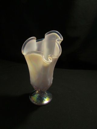Vintage Fenton Art Glass Pink Opalescent Handkerchief Vase