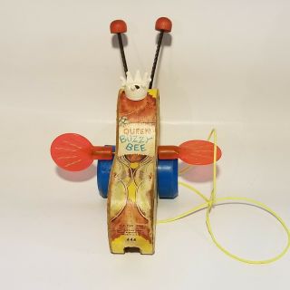 Vintage Fisher Price Queen Buzzy Bee 444 Wooden Pull Toy 1972 USA 3