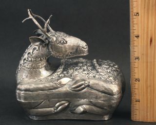 Antique Southeast Asia 900 Silver Deer Finely Detailed Hand Chased Betel Nut Box