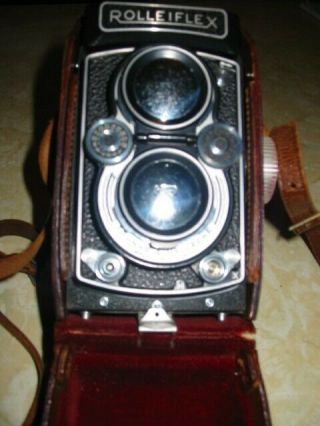 Antique Vintage Rolleiflex Camera Carl Zeiss Tessar 1:2.  8 w/case 2