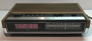 Vtg General Electric Digital Alarm Clock Am Fm Radio Faux Wood 7 - 4630a