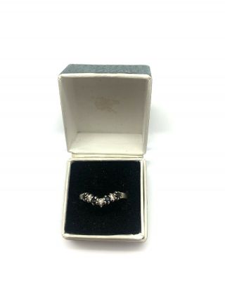 A Lovely Vintage 925 Sterling Silver Synth Sapphire & Cz Wishbone Ring L 1/2