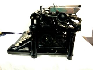 Vintage Underwood Number No.  5 Antique Typewriter, 5
