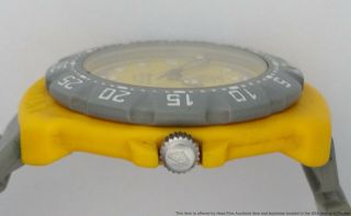 Vintage Tag Heuer Formula 1 382.  513 Mens Mid Size Grey Yellow Watch to Fix 3