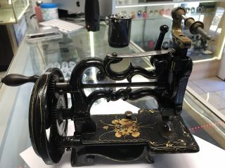 Charles Raymond 1861 Anique Sewing Machine England Style 6