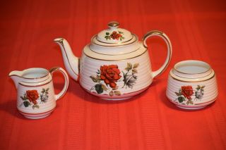 Vintage Sadler England Teapot Sugar And Creamer Set With Red And White Roses