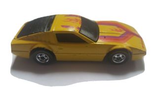 Vintage 1983 Hot Wheels Crack - Ups / Yellow Flame Hatchback Hatch Popper No.  7069