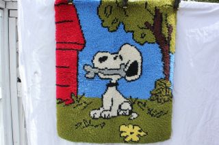 Snoopy Peanuts Latch Hook Rug Hanging Blanket Boho Hip Doghouse Bone Beagle Vtg