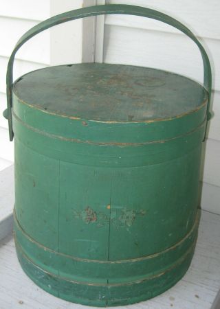 Antique Lg Staved Wooden Firkin Old Green Paint W/lid & Handle Bottom Of Stack