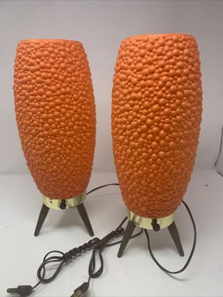 Vintage Nos Mcm Pair Bubble Beehive Shade Table Lamp Tripod Teak Leg