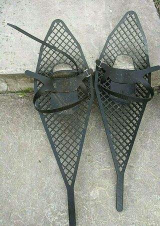 Snow Shoes Polyethylene Adjustable Up To Size 11 Vintage Lightweight Pre Owned