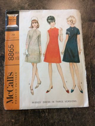 1967 Vintage Mccall’s Sewing Pattern Ladies Dress Size 16 8865 - Complete
