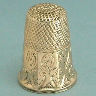 Lovely Antique Engraved 15 Kt Gold Thimble English Circa 1850