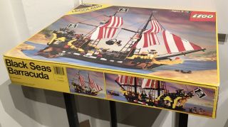 Vintage 1989 LEGO 6285 Pirates Black Seas Barracuda w/ Box 96 Complete 6