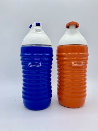 2 Vintage Rubbermaid 1.  3 Pint (20.  9 Oz) Water Bottles Orange/blue