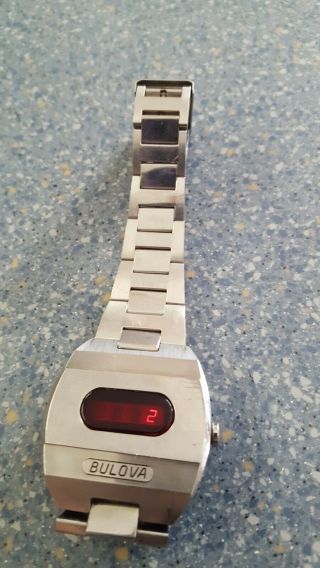 Bulova Vintage Early 1970 ' s Red LED Watch Stainless Steel Band - Rare Running 2