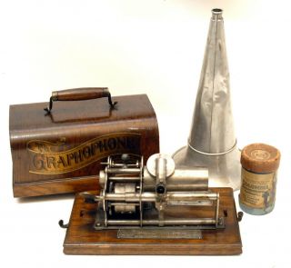 Antique Key Wind Columbia Graphophone Type B W/ Horn & Wax Cylinder