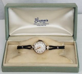 Vintage Ladies Girard Perregaux Hand Winding Wrist Watch Gold 15j Swiss Runs