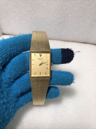 Bulova Quartz Men’s Gold - Tone Bracelet Watch Co P8 510 92n92 Batt