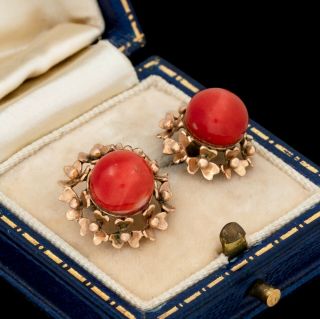 Antique Vintage Nouveau 14k Gold Chinese Qing Dynasty Momo Coral Stud Earrings