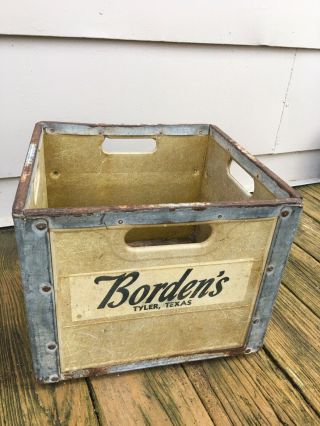 Vintage Borden’s Milk Crate Erie Fiberglass Glavanized Metal Trim Tyler Texas
