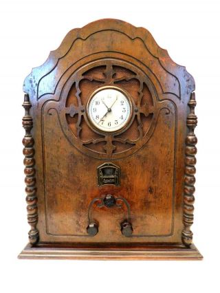 Vintage 1930s Old Antique Radiochron Gothic Cathedral Clock Radio Great Patterns