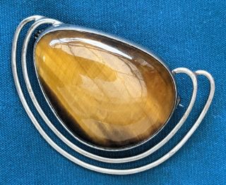 Vintage Sterling Tiger Eye Brooch Pin,  Modernist Design,  Signed Zeeta. 2