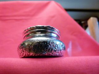 LOVELY FRENCH C1880 SOLID SILVER GILT PINCH POT,  SNUFF BOX WITH CHAIN ATTACHMENT. 4