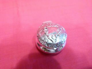 LOVELY FRENCH C1880 SOLID SILVER GILT PINCH POT,  SNUFF BOX WITH CHAIN ATTACHMENT. 6