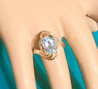 Vintage 14 K Gold Dason Aquamarine With 10 Sm.  Diamond Sides Ring Sz.  7 3/4
