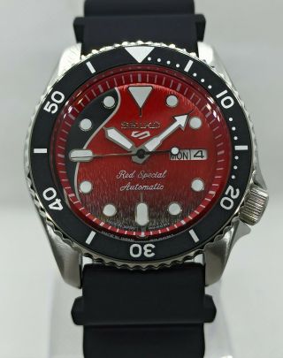 Seiko Custom mod 4R36A Brian May dial D/D Automatic Men ' s Watch 1210. 3