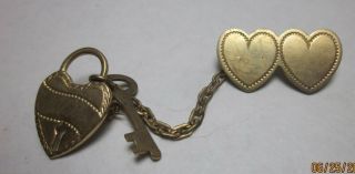 Vintage/antique Early Edwardian Gold Rolled Double Heart Sweetheart Brooch Pin