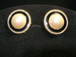 Vintage " Roman " Classic Black Gold Tone And Pearl Earrings