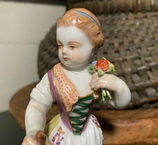 Meissen Porcelain 5 1/2 " Figurine Farmer Girl W/ Shovel & Flowers Germany
