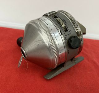 Vintage Zebco 33 Classic Feather Touch Cast Control Fishing Reel See Photos