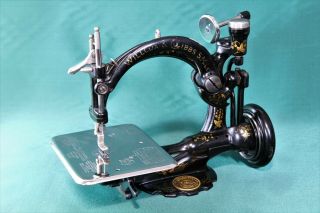 Willcox And Gibbs Chain Stitch Sewing Machine Wilcox