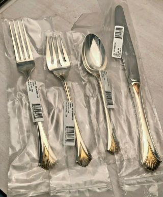 Golden Regency Shell By Lunt Sterling Silver 4 Piece Place Settings,