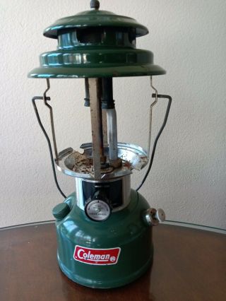 Vintage 1973 Coleman Green Model 220h Double Mantel Lamp Lantern