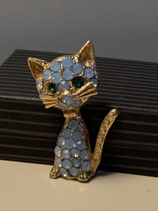 Gorgeous Vintage Gold Tone Cat Brooch Pin