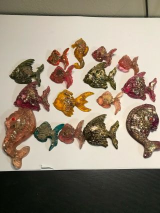 Set Of 16 Fish/seahorse Resin Plastic Colorful Wall Decorations Vintage,